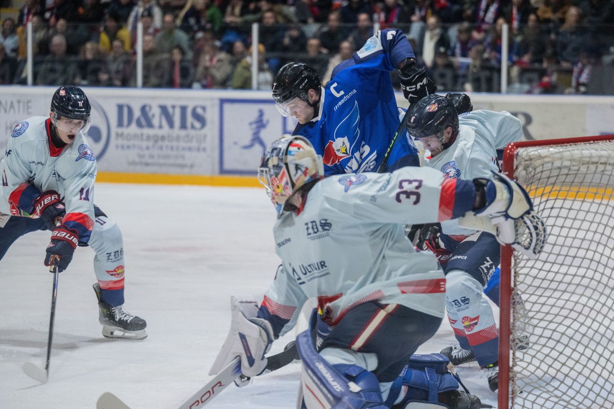 Doelman Brett Magnus is een van de Haagse uitblinkers in de bekerfinale.