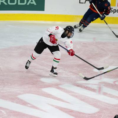 Nederland vrouwen vs Hongarije 74