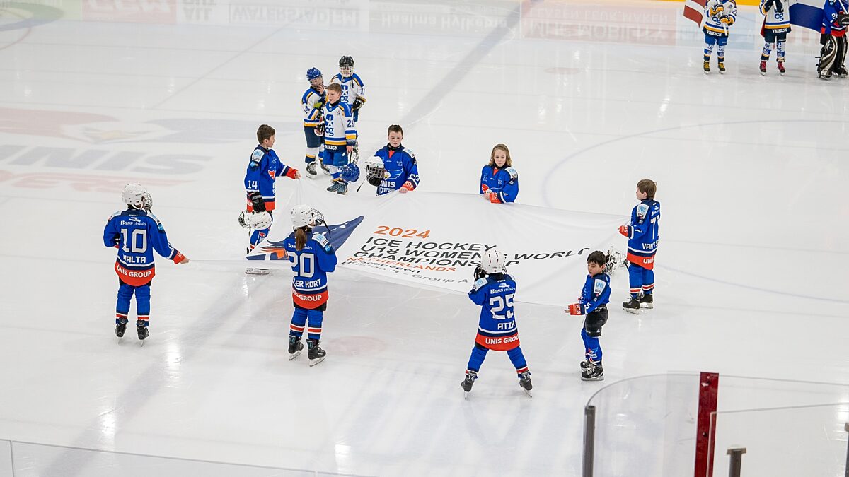 Openingsceremonie W Ku18 vrouwen heerenveen 2024 24
