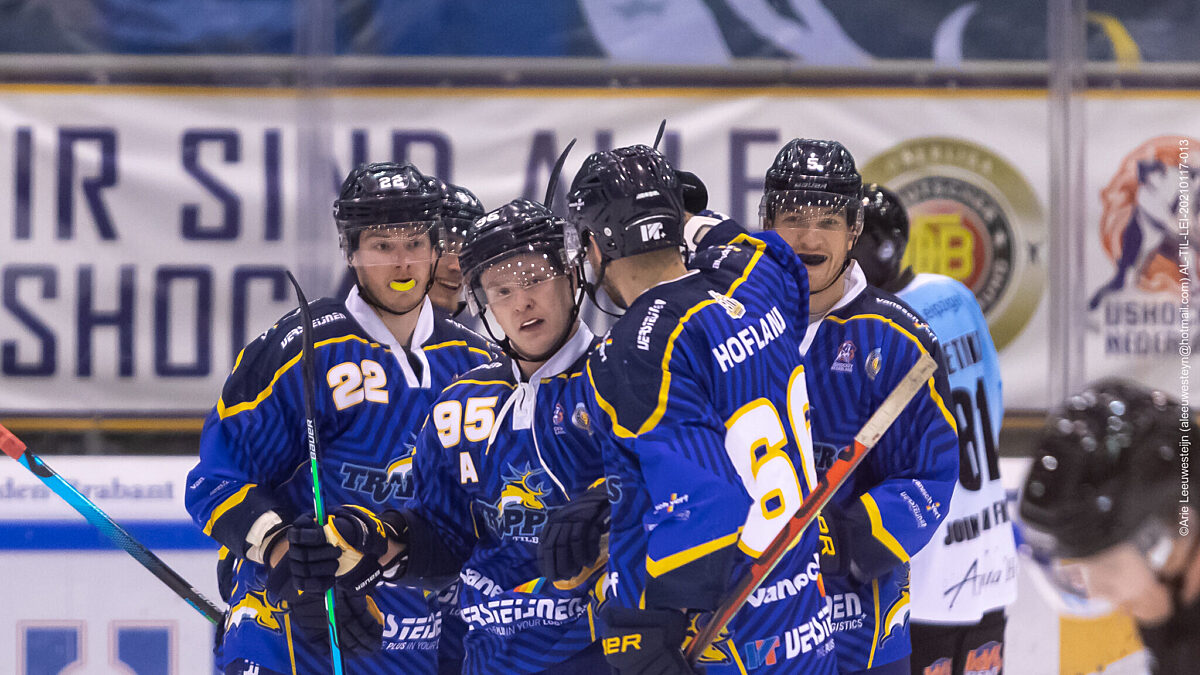 Tilburg Trappers viert een doelpunt tegen Leipzig op 17 januari 2021