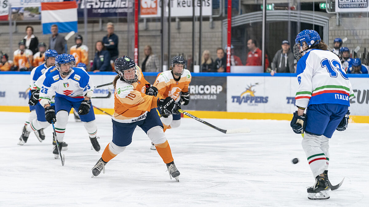 Julie Zwarthoed neemt het doel van Italië onder vuur