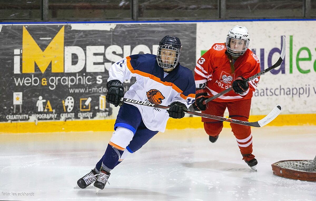 Zoë Barbier in actie tijdens het vriendschappelijke duel tegen Polen (2019)