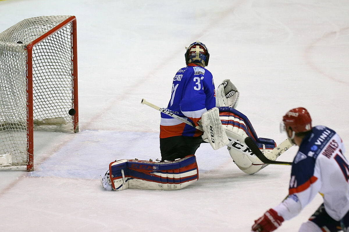 Final Four 2019 Flyers Devils goal Houkes