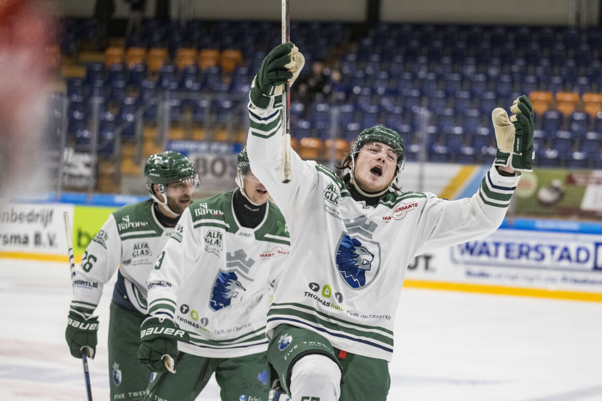 Dordrecht won wel in Thialf.