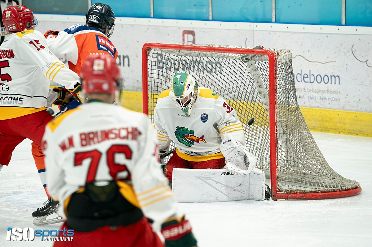 Eindhoven scoort in de halve finale tegen Utrecht