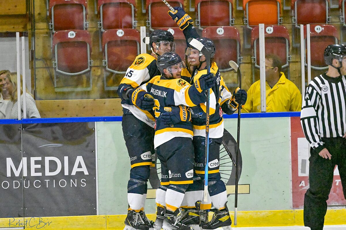 Archieffoto juichende spelers Zoetermeer Panters