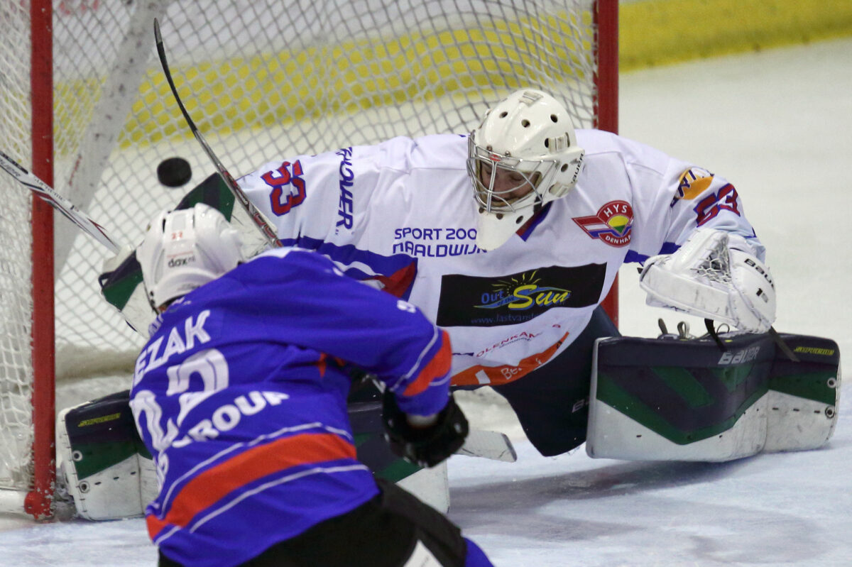 Flyers Hijs Final Four Bezak goal 02 2017