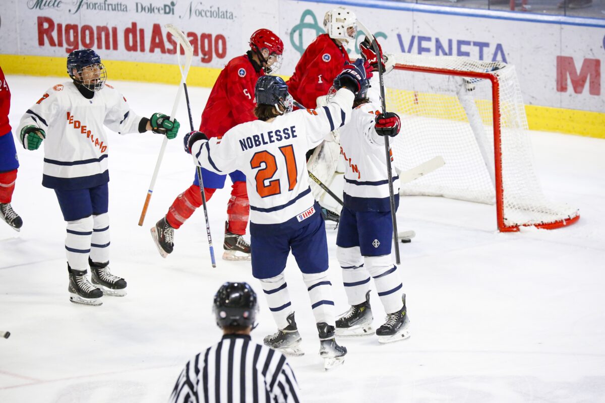 IIHF VITO DE ROMEO DRL7547
