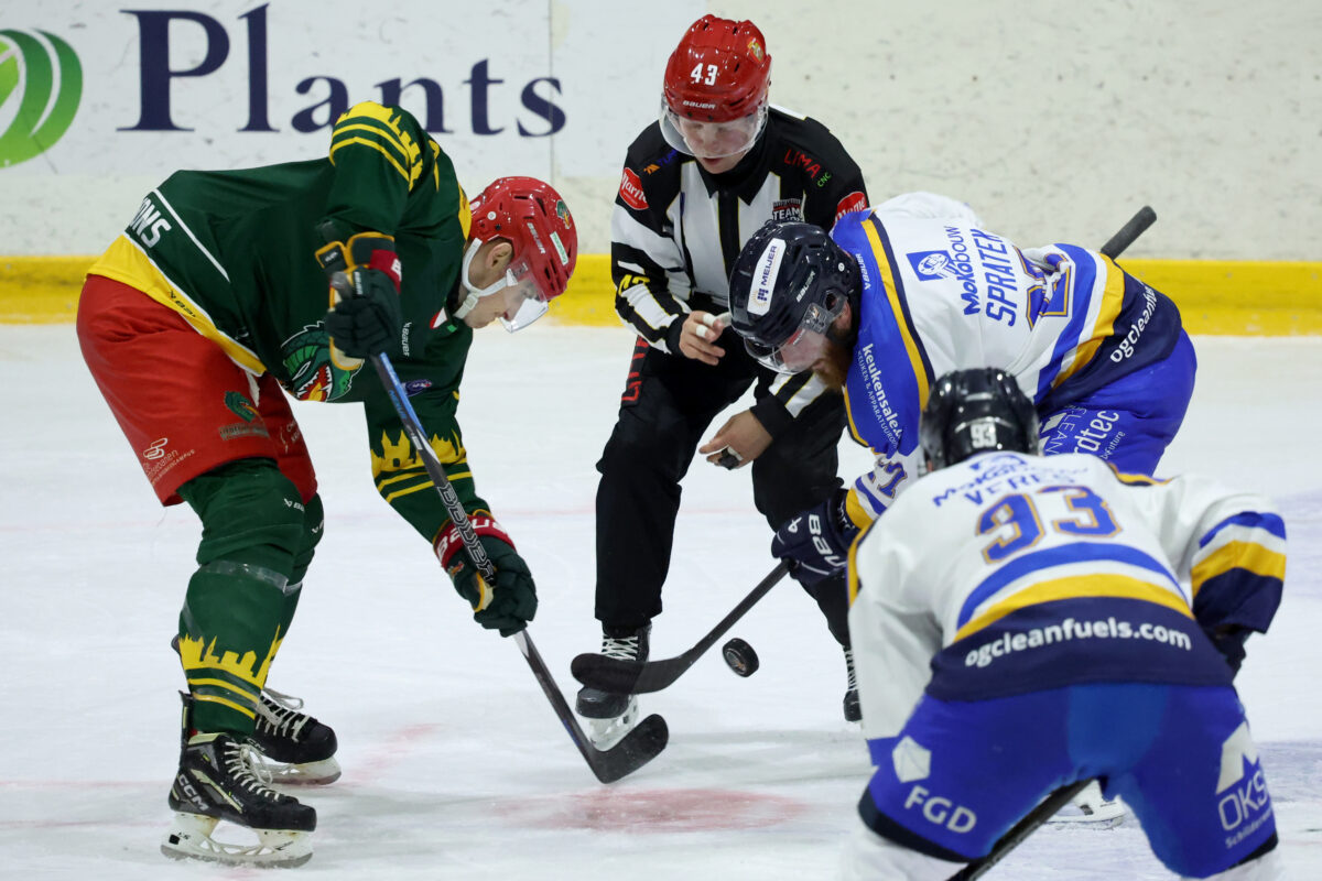 Face-off in het duel tussen Utrecht en Leeuwarden