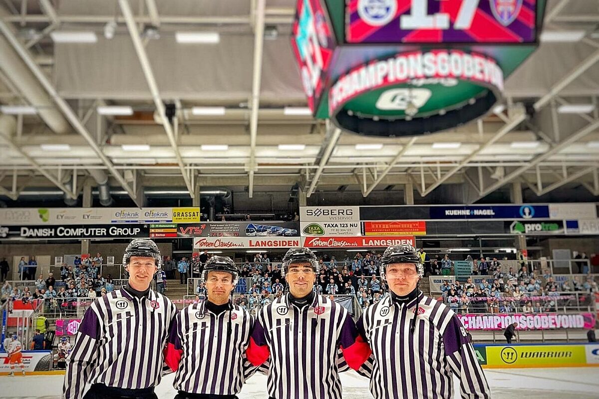 Scheidsrechter Jeroen Klijberg in Vojens Denemarken