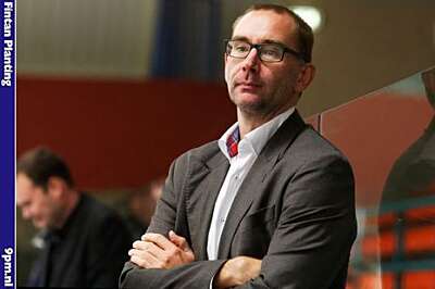 Flyers eimers stare away 1314