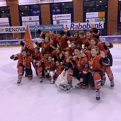 B76 F1 F1 B D430 4 D87 Bcae 213091 Ba4076