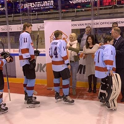 D30058 B8 9882 4 B8 A 8 Cb6 Bae31056 Dc46