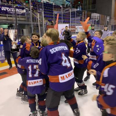 2 F6 A6 F7 F 78 Cd 4886 843 A A35 D6 Db694 B7