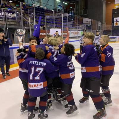 39 F5 D498 Fa52 4 Cbe 90 C6 F1789 Ca065 B0