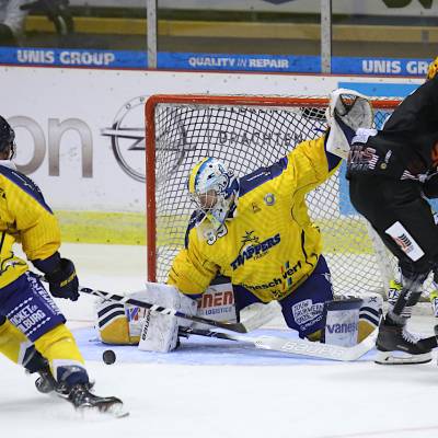 Thialf Icehockey Cup Trappers 201920 Save Ian Meierdres Boet van Gestel