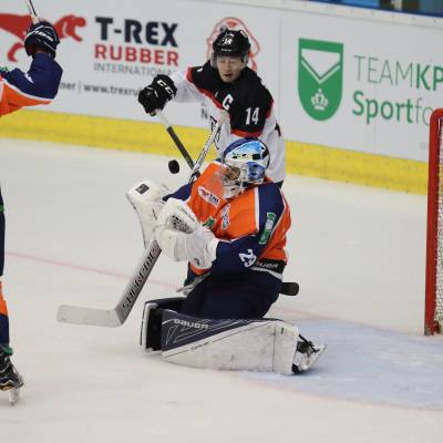 Oranje Japan Friendly Save Idzenga 2017