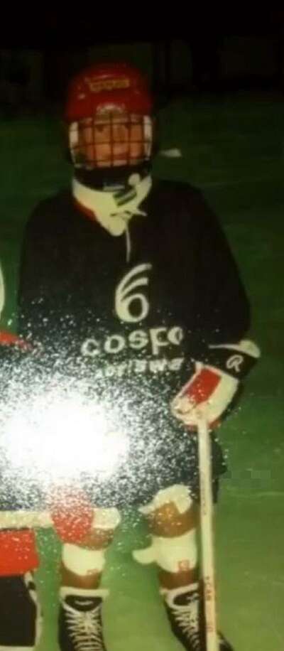 Eerste foto van Diego Hofland als ijshockeyer bij het Oostenrijkse Dornbirner EC