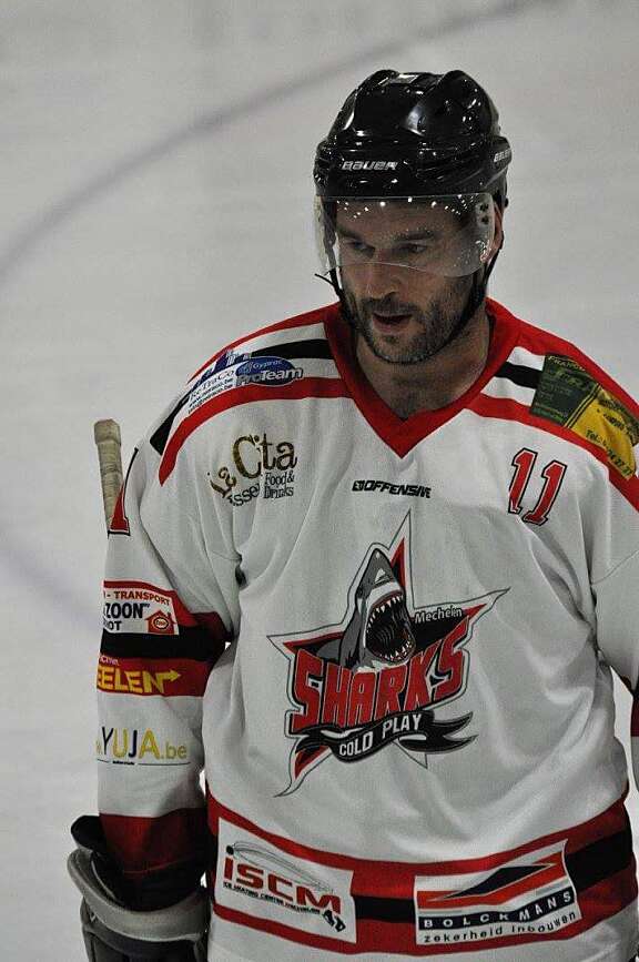 Sharks Friendly Peusens 09 2017