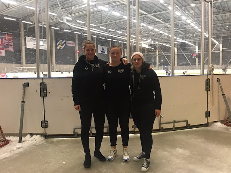 SDE Oranjevrouwen na afloop Goteborg