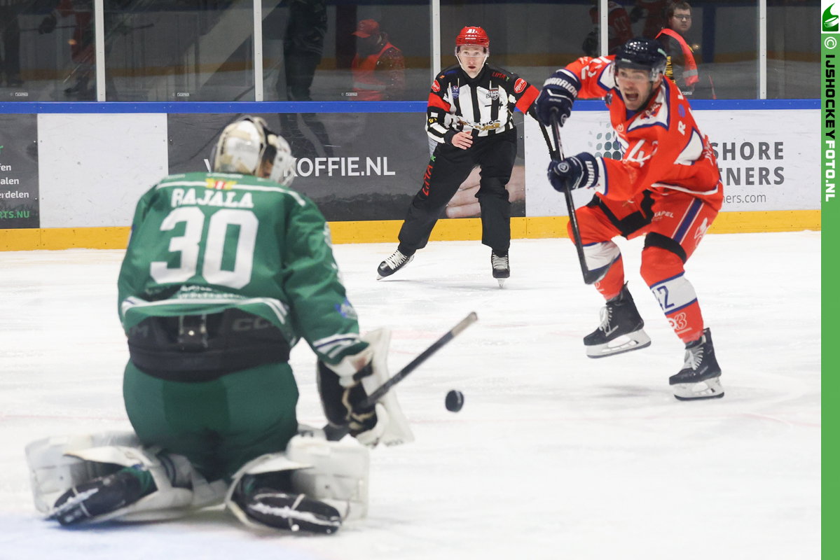 Nijmegen Devils bereikt de halve finale door winst in Dordrecht