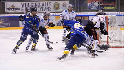 Tilburg Trappers - BlackDragons Erfurt 2020/21: Kevin Bruijsten en Diego Hofland stichten gevaar