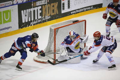 Deniz Mollen in actie voor Nijmegen