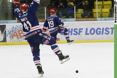 Houkes En Melissant Juichen Nijmegen Devils 2020