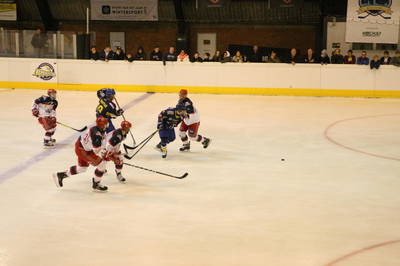 Phantoms Bulldogs Beker uitbraak 09 2017