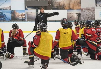 Ron Berteling als trainer in actie bij Alcmaria Flames
