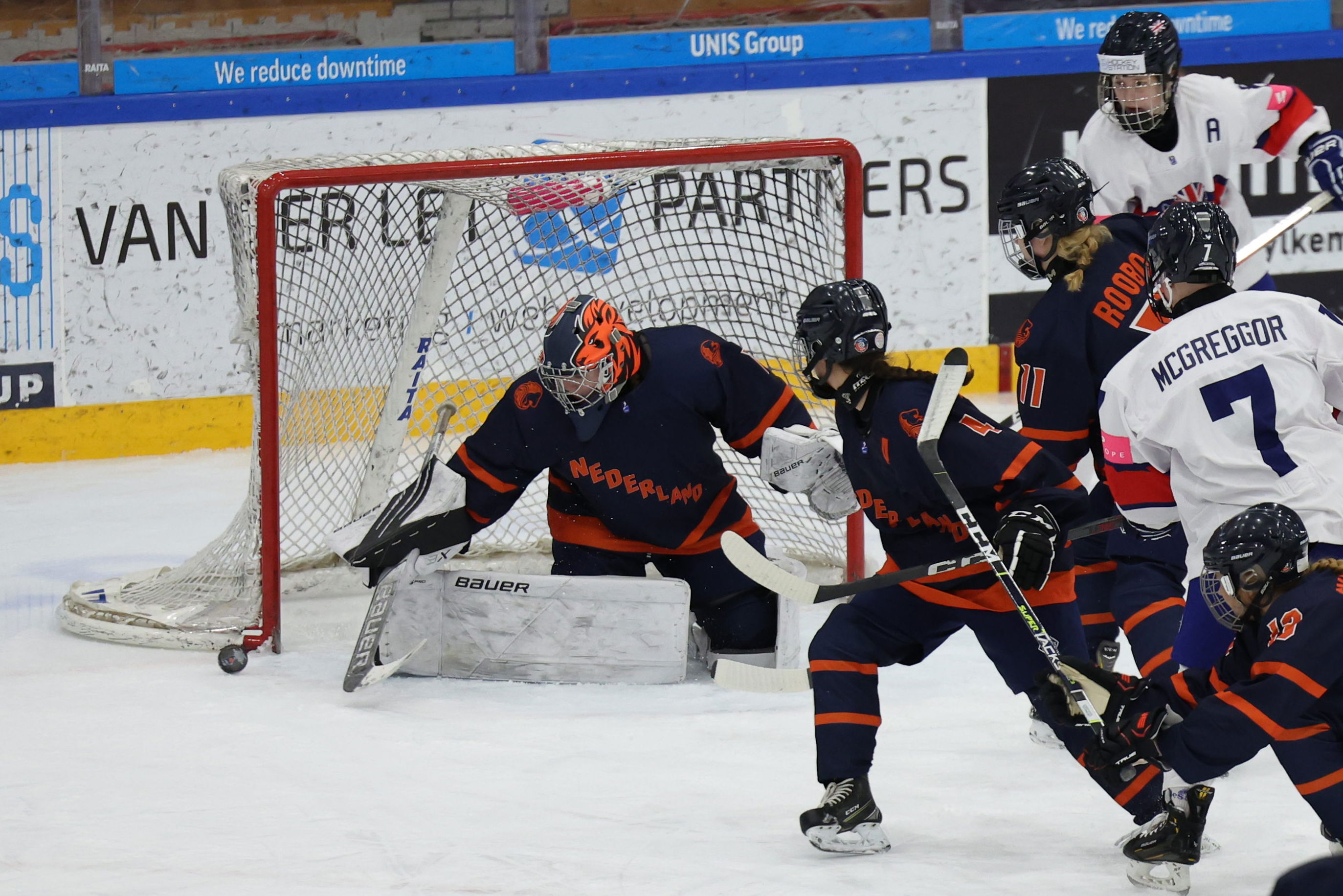Nederland - Groot-Brittannië op het U18-WK in Heerenveen