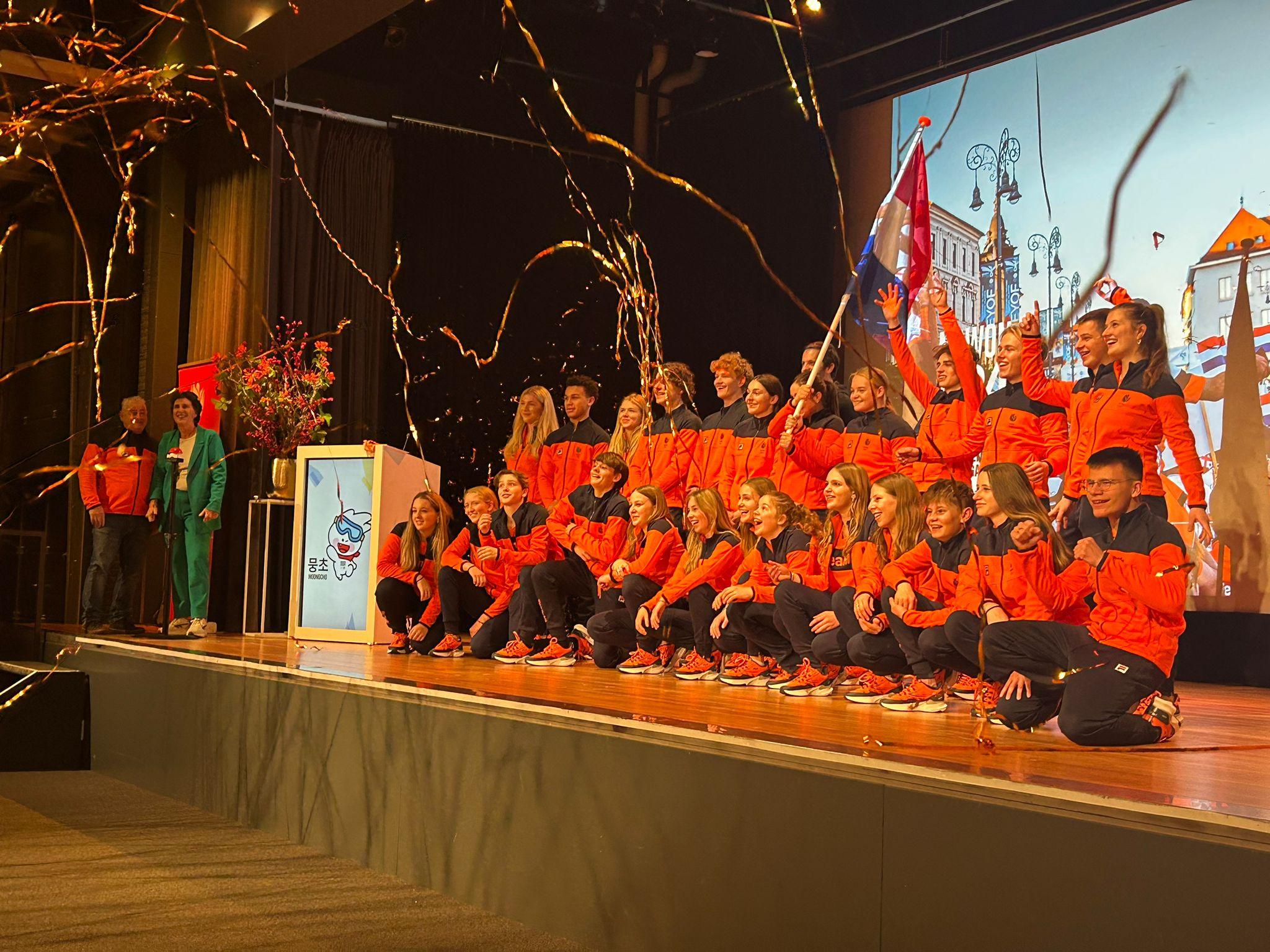 Jeugd Olympisch team presentatie in Papel